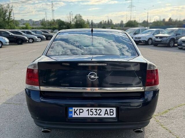 Синій Опель Вектра, об'ємом двигуна 3.2 л та пробігом 317 тис. км за 2999 $, фото 6 на Automoto.ua