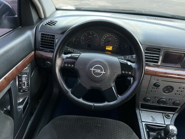 Синий Опель Вектра, объемом двигателя 2.2 л и пробегом 325 тыс. км за 3100 $, фото 14 на Automoto.ua