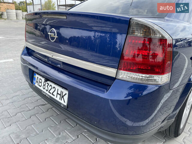 Синій Опель Вектра, об'ємом двигуна 1.8 л та пробігом 258 тис. км за 5200 $, фото 11 на Automoto.ua