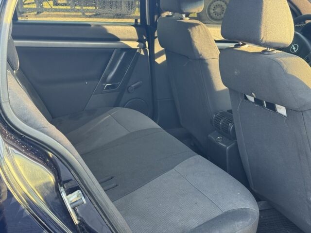 Синий Опель Вектра, объемом двигателя 2 л и пробегом 392 тыс. км за 2699 $, фото 17 на Automoto.ua