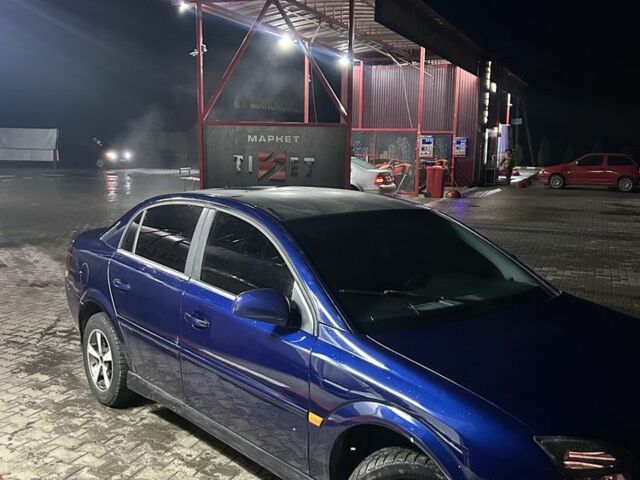 Синий Опель Вектра, объемом двигателя 2.2 л и пробегом 316 тыс. км за 4200 $, фото 5 на Automoto.ua