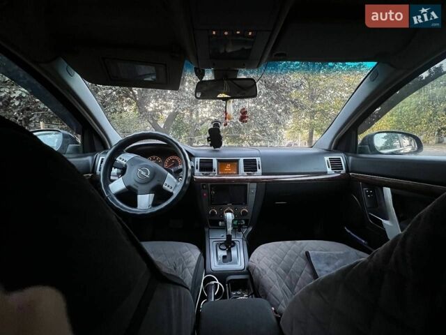 Синий Опель Вектра, объемом двигателя 2.2 л и пробегом 270 тыс. км за 3500 $, фото 5 на Automoto.ua