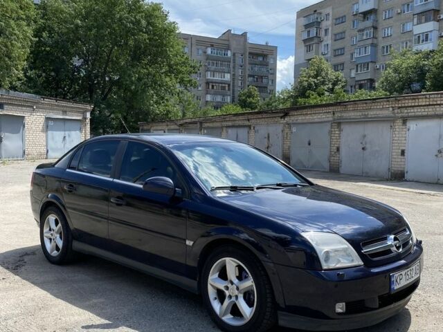 Синий Опель Вектра, объемом двигателя 3.2 л и пробегом 293 тыс. км за 4300 $, фото 2 на Automoto.ua
