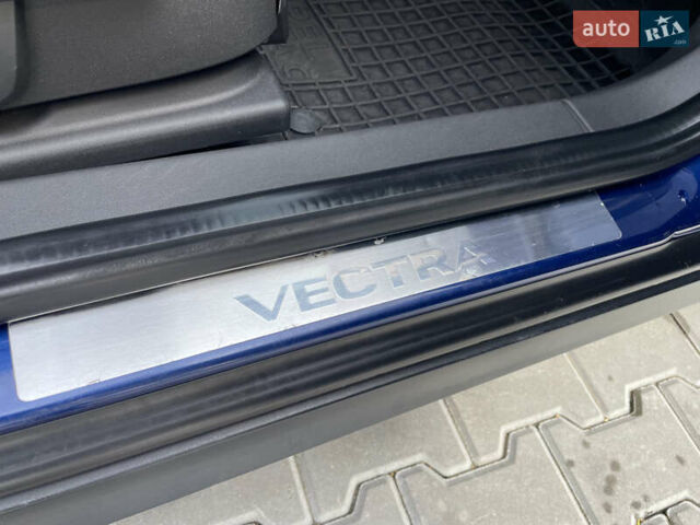 Синій Опель Вектра, об'ємом двигуна 1.8 л та пробігом 258 тис. км за 5200 $, фото 29 на Automoto.ua