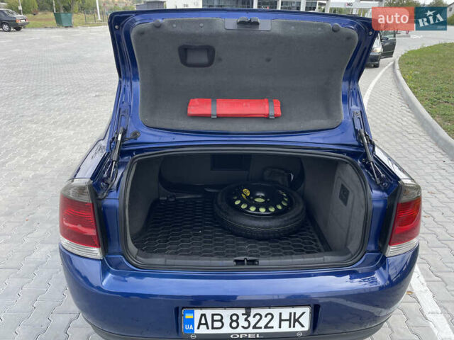 Синій Опель Вектра, об'ємом двигуна 1.8 л та пробігом 258 тис. км за 5200 $, фото 31 на Automoto.ua