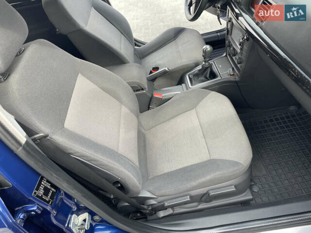 Синій Опель Вектра, об'ємом двигуна 1.8 л та пробігом 258 тис. км за 5200 $, фото 30 на Automoto.ua