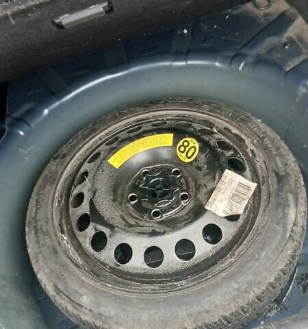 Синий Опель Вектра, объемом двигателя 2.2 л и пробегом 225 тыс. км за 3600 $, фото 6 на Automoto.ua