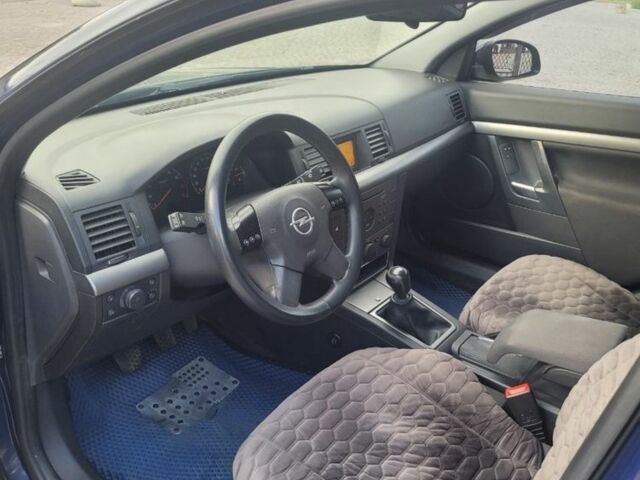 Синій Опель Вектра, об'ємом двигуна 1.8 л та пробігом 130 тис. км за 3400 $, фото 7 на Automoto.ua