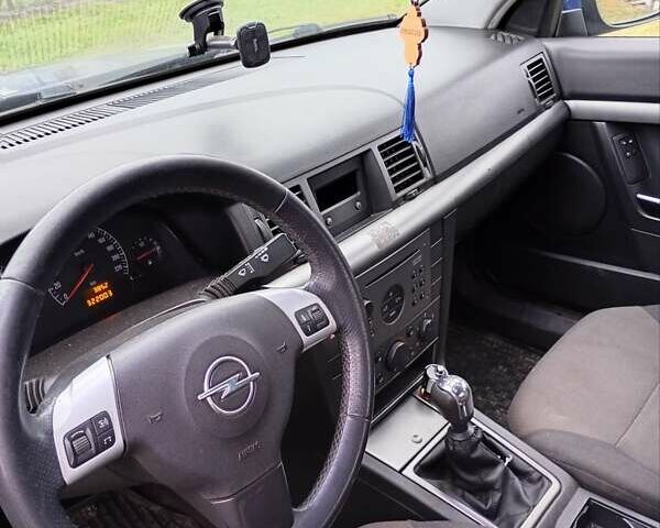 Синій Опель Вектра, об'ємом двигуна 2.2 л та пробігом 310 тис. км за 2199 $, фото 5 на Automoto.ua
