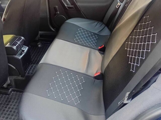 Синій Опель Вектра, об'ємом двигуна 2.2 л та пробігом 301 тис. км за 4300 $, фото 11 на Automoto.ua