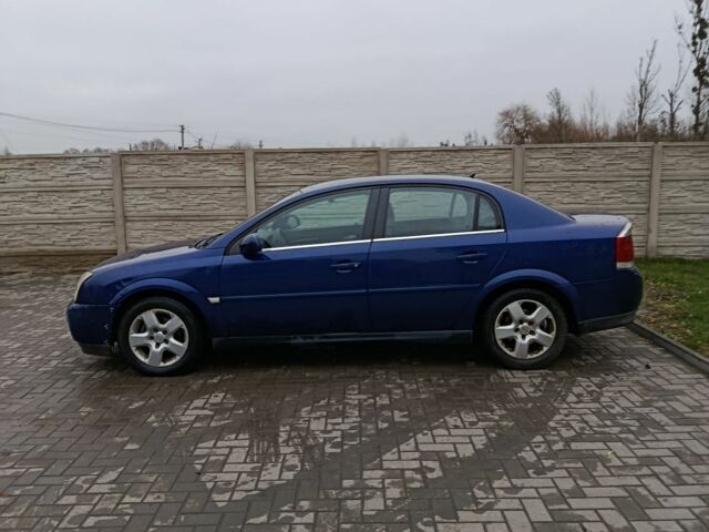 Синий Опель Вектра, объемом двигателя 2 л и пробегом 405 тыс. км за 2800 $, фото 3 на Automoto.ua