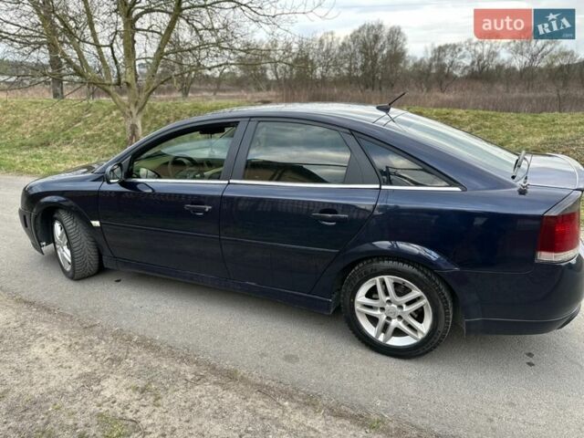 Синий Опель Вектра, объемом двигателя 2.2 л и пробегом 250 тыс. км за 2550 $, фото 7 на Automoto.ua