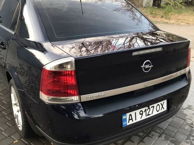 Синій Опель Вектра, об'ємом двигуна 2.2 л та пробігом 260 тис. км за 5700 $, фото 2 на Automoto.ua