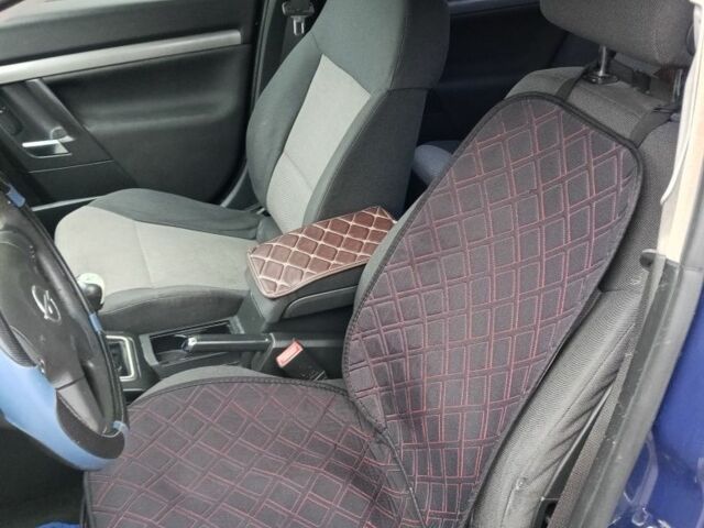 Синій Опель Вектра, об'ємом двигуна 1.8 л та пробігом 290 тис. км за 3350 $, фото 10 на Automoto.ua