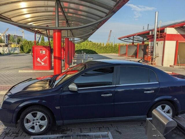 Синій Опель Вектра, об'ємом двигуна 1.8 л та пробігом 390 тис. км за 3800 $, фото 2 на Automoto.ua