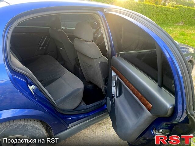 Синій Опель Вектра, об'ємом двигуна 2.2 л та пробігом 0 тис. км за 4300 $, фото 4 на Automoto.ua