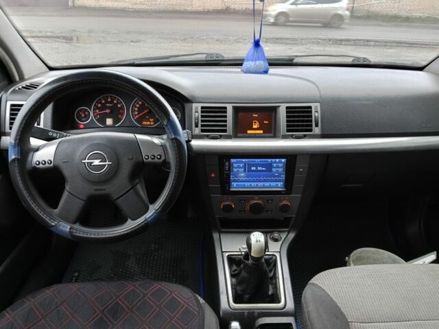 Синій Опель Вектра, об'ємом двигуна 1.8 л та пробігом 290 тис. км за 3350 $, фото 12 на Automoto.ua