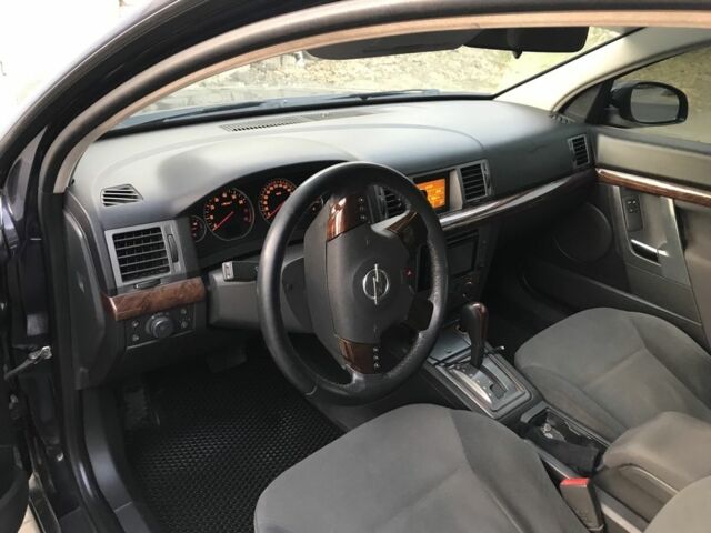 Синий Опель Вектра, объемом двигателя 2.2 л и пробегом 260 тыс. км за 5700 $, фото 5 на Automoto.ua