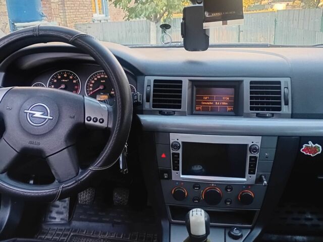 Синій Опель Вектра, об'ємом двигуна 2.2 л та пробігом 301 тис. км за 4300 $, фото 6 на Automoto.ua