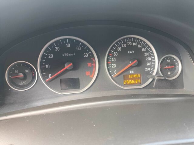 Синий Опель Вектра, объемом двигателя 2.2 л и пробегом 257 тыс. км за 5800 $, фото 8 на Automoto.ua