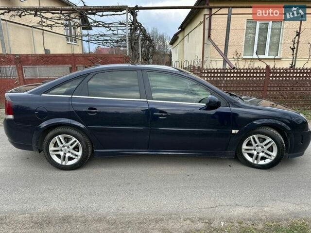 Синий Опель Вектра, объемом двигателя 2.2 л и пробегом 250 тыс. км за 2550 $, фото 3 на Automoto.ua