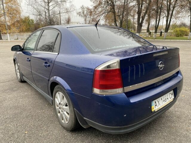 Синий Опель Вектра, объемом двигателя 2.2 л и пробегом 300 тыс. км за 3250 $, фото 3 на Automoto.ua