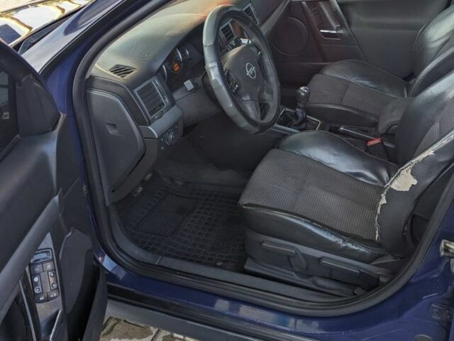 Синій Опель Вектра, об'ємом двигуна 1.8 л та пробігом 390 тис. км за 3800 $, фото 7 на Automoto.ua