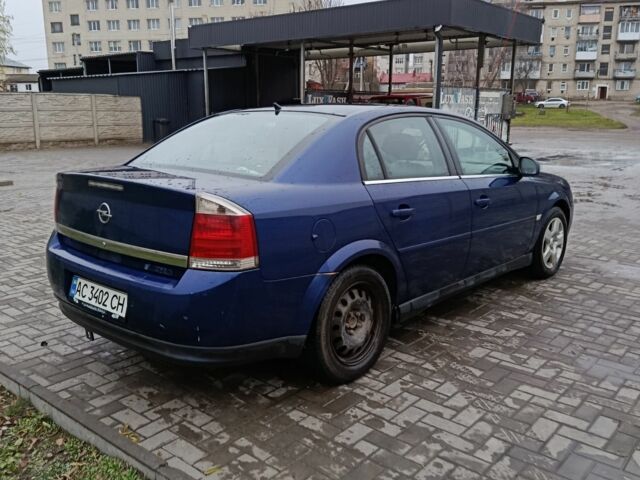 Синий Опель Вектра, объемом двигателя 2 л и пробегом 405 тыс. км за 2800 $, фото 4 на Automoto.ua