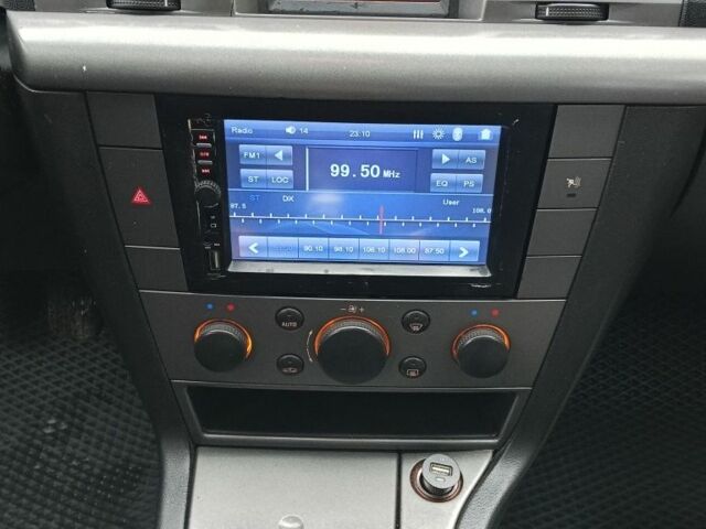 Синій Опель Вектра, об'ємом двигуна 1.8 л та пробігом 290 тис. км за 3350 $, фото 13 на Automoto.ua