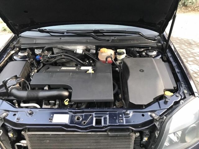 Синій Опель Вектра, об'ємом двигуна 2.2 л та пробігом 260 тис. км за 5700 $, фото 5 на Automoto.ua