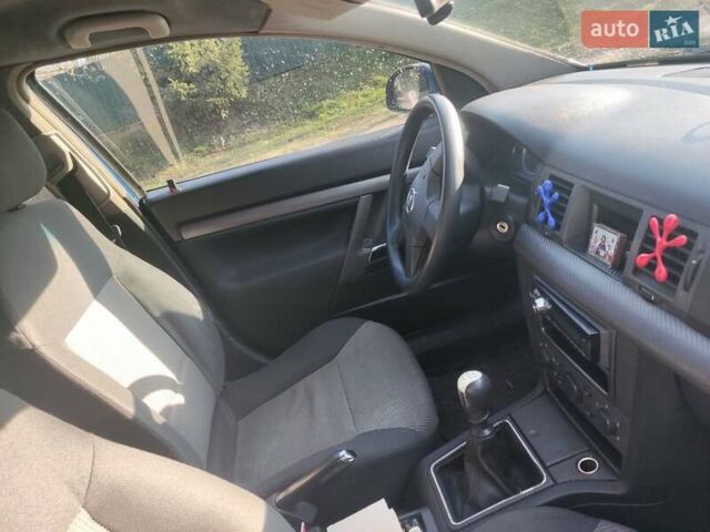 Синій Опель Вектра, об'ємом двигуна 1.6 л та пробігом 300 тис. км за 3000 $, фото 4 на Automoto.ua