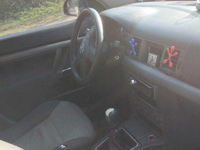 Синій Опель Вектра, об'ємом двигуна 1.6 л та пробігом 300 тис. км за 3000 $, фото 4 на Automoto.ua