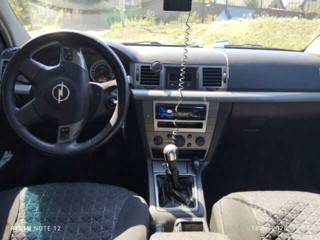 Синій Опель Вектра, об'ємом двигуна 1.8 л та пробігом 215 тис. км за 4400 $, фото 4 на Automoto.ua