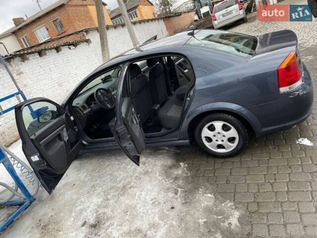 Синий Опель Вектра, объемом двигателя 1.9 л и пробегом 300 тыс. км за 3200 $, фото 1 на Automoto.ua