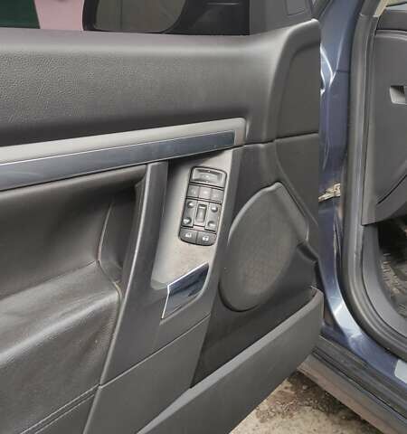 Синий Опель Вектра, объемом двигателя 2.2 л и пробегом 115 тыс. км за 5500 $, фото 10 на Automoto.ua