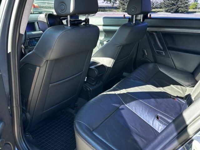 Опель Вектра 2006 в Киеве на Automoto.ua Синий Опель Вектра, объемом двигателя 2.2 л и пробегом 226 тыс. км за 5600 $, фото 5 на Automoto.ua