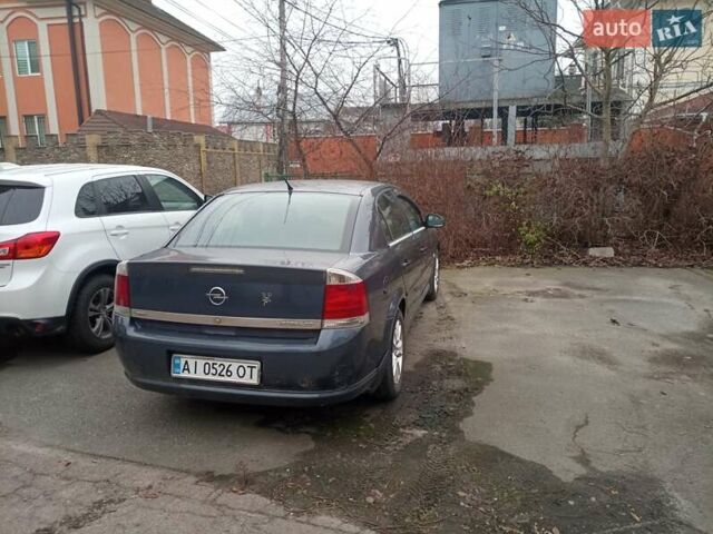 Синій Опель Вектра, об'ємом двигуна 2.2 л та пробігом 318 тис. км за 3500 $, фото 4 на Automoto.ua