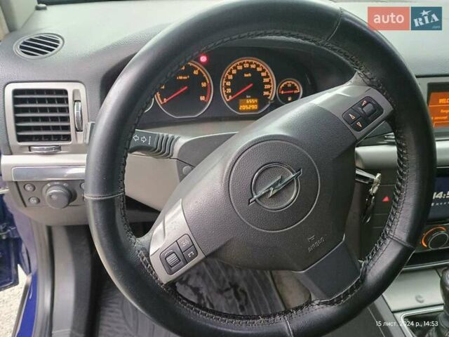 Синий Опель Вектра, объемом двигателя 1.91 л и пробегом 205 тыс. км за 4650 $, фото 10 на Automoto.ua