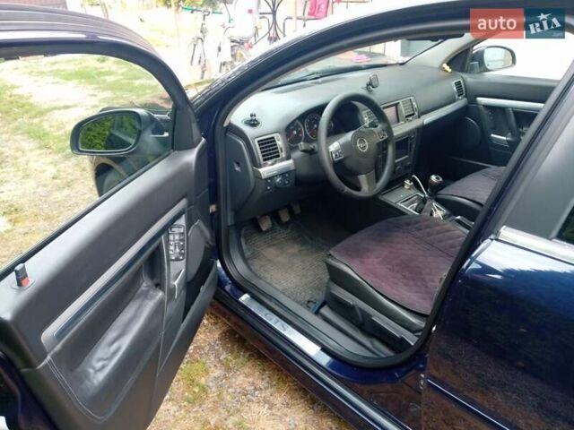 Синий Опель Вектра, объемом двигателя 2.96 л и пробегом 360 тыс. км за 4300 $, фото 21 на Automoto.ua