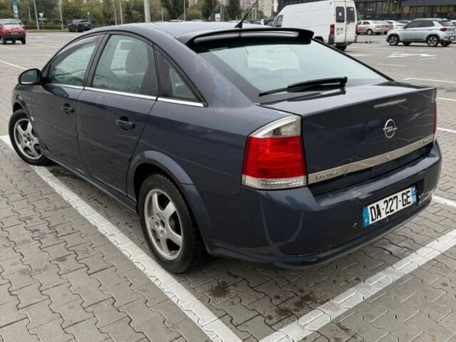 Синий Опель Вектра, объемом двигателя 1.9 л и пробегом 302 тыс. км за 2500 $, фото 1 на Automoto.ua