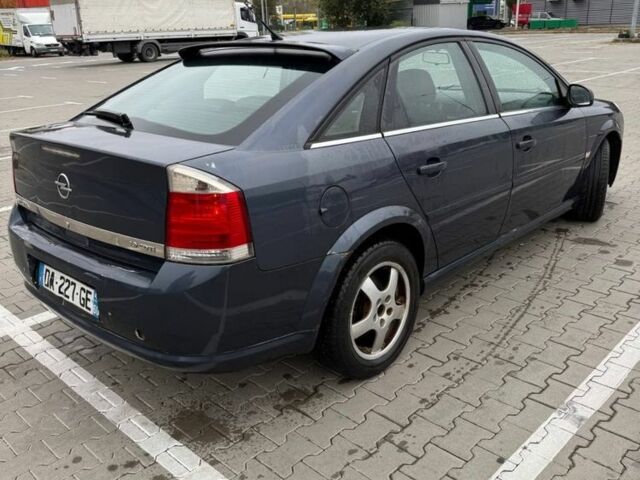 Синий Опель Вектра, объемом двигателя 1.9 л и пробегом 302 тыс. км за 2500 $, фото 4 на Automoto.ua