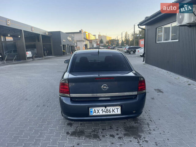 Синій Опель Вектра, об'ємом двигуна 2.2 л та пробігом 222 тис. км за 3800 $, фото 5 на Automoto.ua