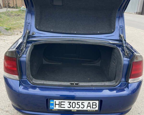 Синий Опель Вектра, объемом двигателя 2.2 л и пробегом 193 тыс. км за 5200 $, фото 15 на Automoto.ua