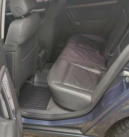 Синий Опель Вектра, объемом двигателя 2.2 л и пробегом 115 тыс. км за 5500 $, фото 3 на Automoto.ua