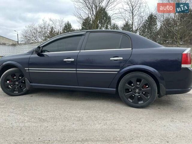 Синій Опель Вектра, об'ємом двигуна 2.2 л та пробігом 320 тис. км за 4400 $, фото 6 на Automoto.ua