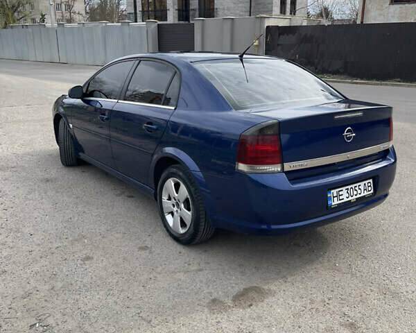 Синий Опель Вектра, объемом двигателя 2.2 л и пробегом 193 тыс. км за 5500 $, фото 2 на Automoto.ua