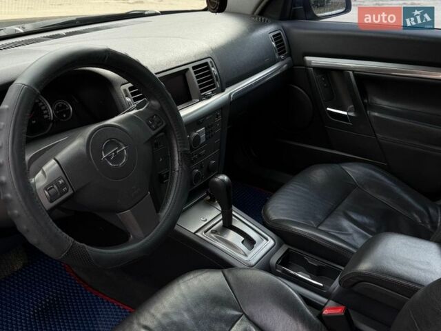 Синий Опель Вектра, объемом двигателя 2.17 л и пробегом 298 тыс. км за 5000 $, фото 15 на Automoto.ua