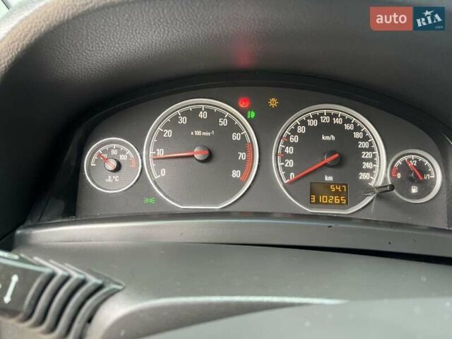 Синій Опель Вектра, об'ємом двигуна 2.2 л та пробігом 320 тис. км за 4400 $, фото 1 на Automoto.ua