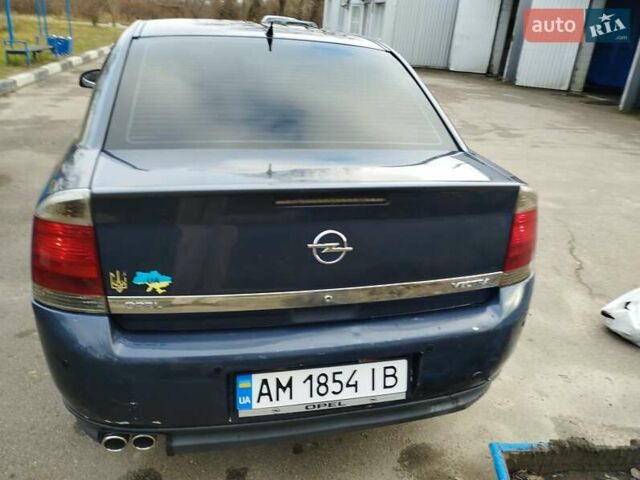 Синій Опель Вектра, об'ємом двигуна 1.8 л та пробігом 325 тис. км за 3999 $, фото 8 на Automoto.ua
