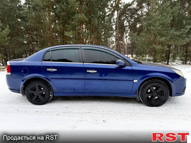 Синій Опель Вектра, об'ємом двигуна 2.2 л та пробігом 226 тис. км за 3950 $, фото 4 на Automoto.ua